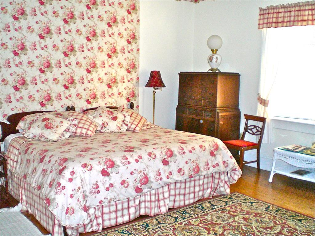 Whistler'S Inn เลนอกซ์ ห้อง รูปภาพ